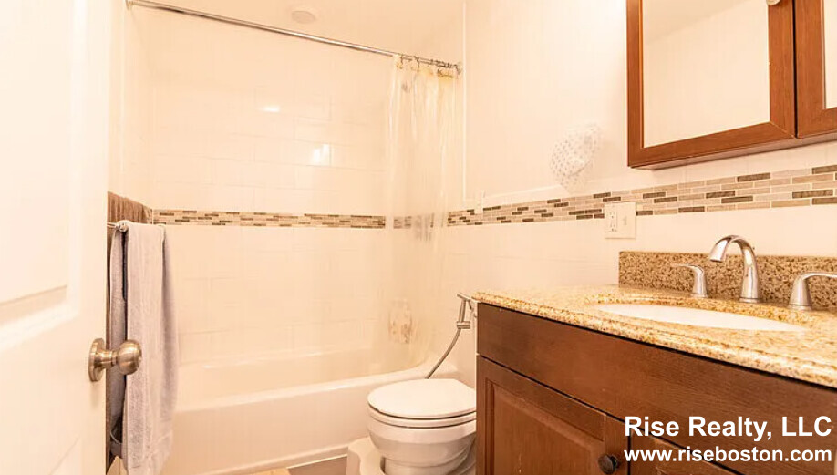 49 Cameron St, Boylston Street