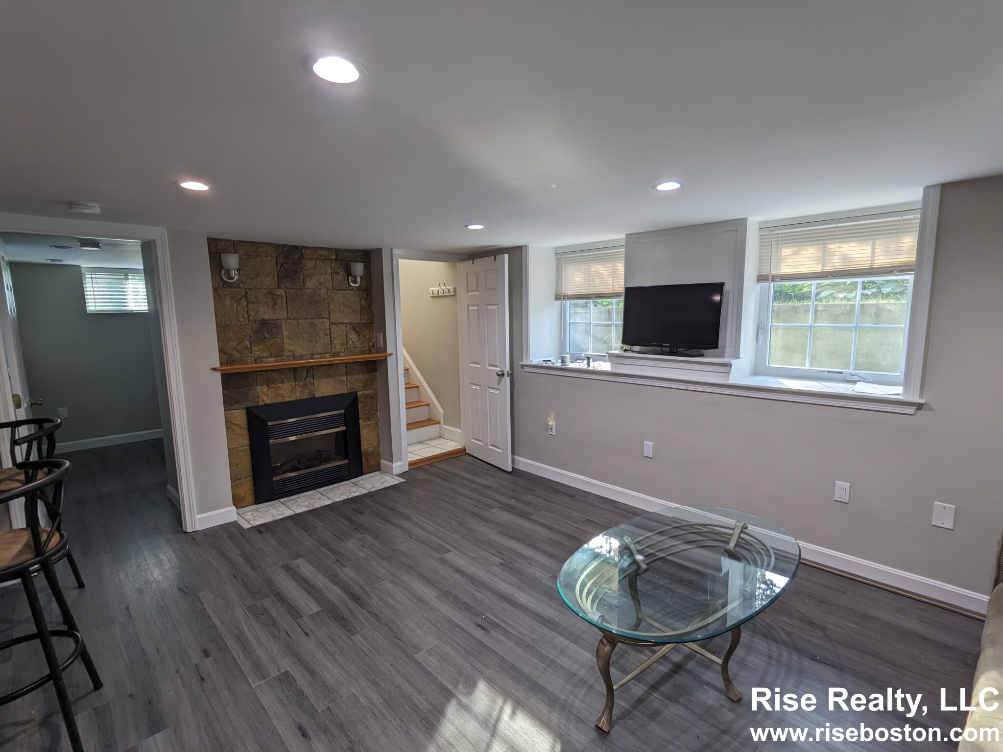 68 Manet, Chestnut Hill