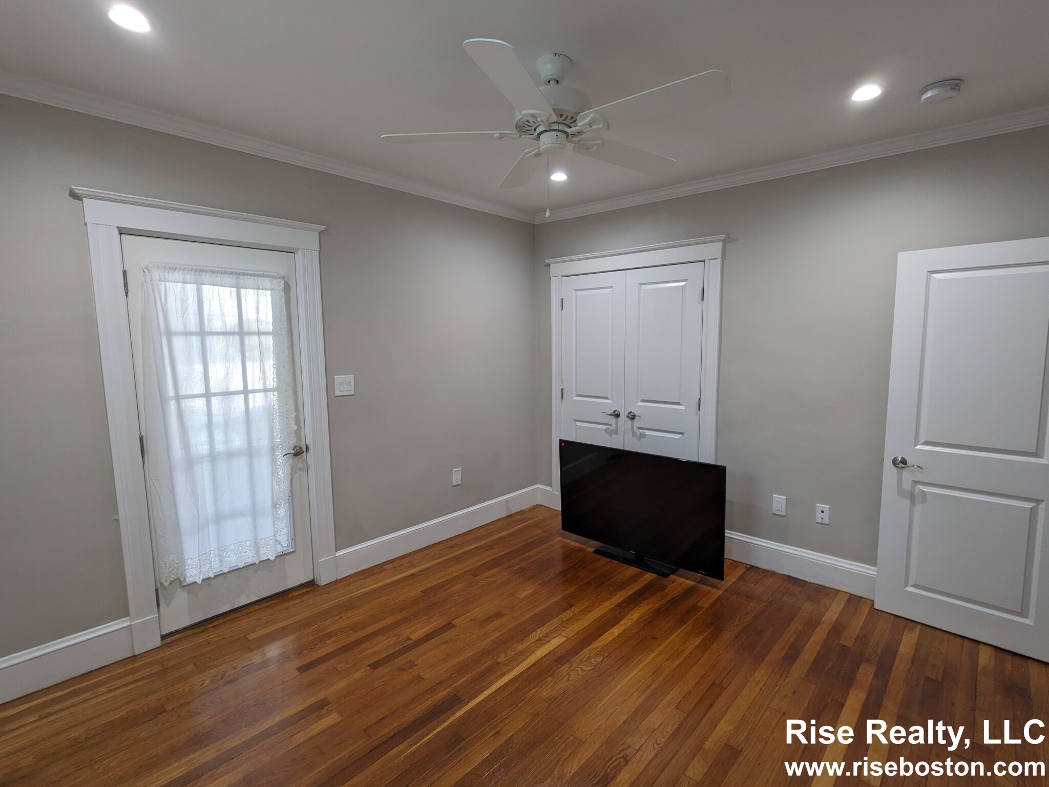 68 Manet, Chestnut Hill