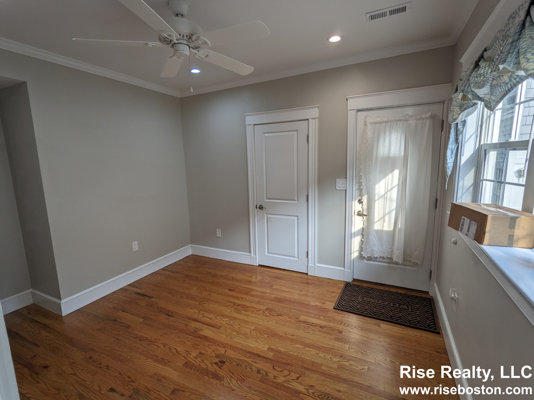 68 Manet, Chestnut Hill