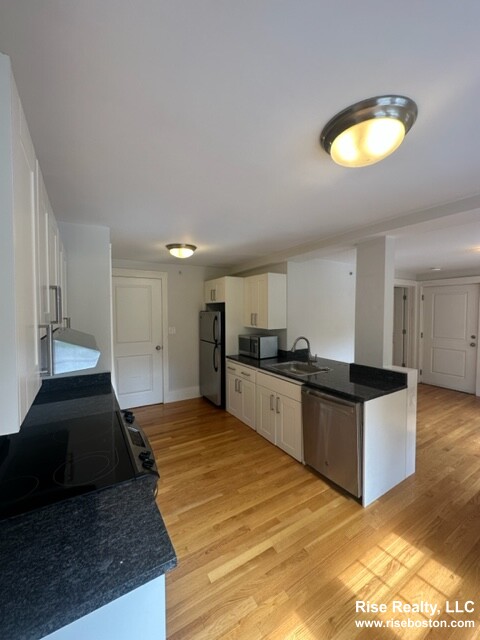 13 Winter St, Arlington