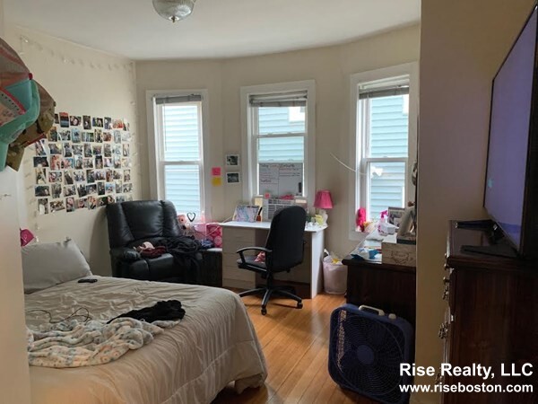 21 Bucknam St, Mission Hill