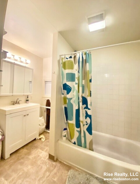 2 Shepherd Ave, Mission Hill