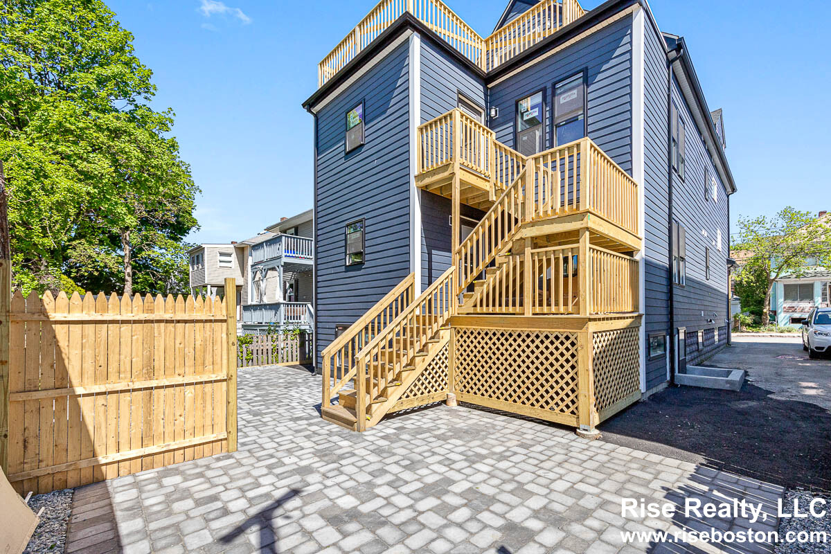 70 Stanley, Tufts University