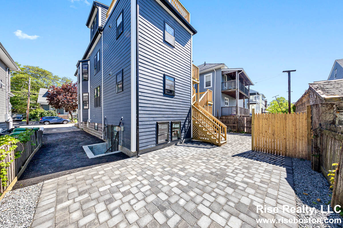 70 Stanley, Tufts University