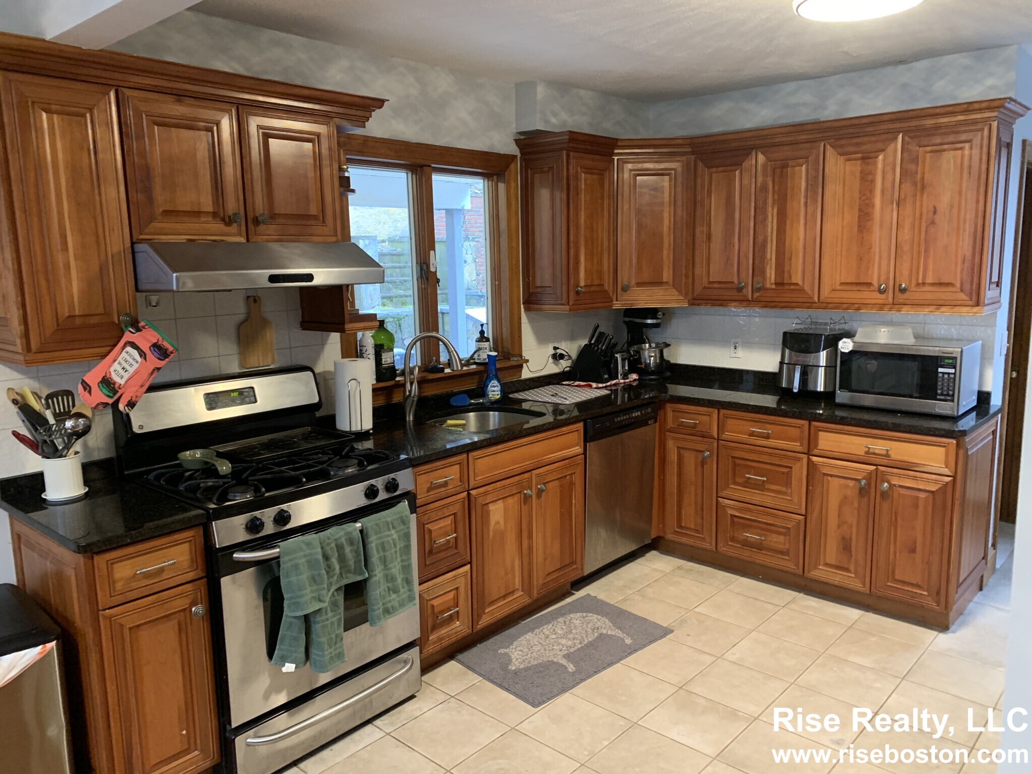 42 Gerrish St, Oak Square