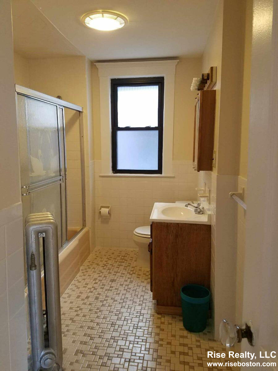 225 Chestnut Hill Ave, Brighton