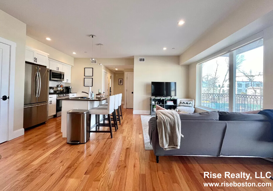 9 Glencoe St, Oak Square