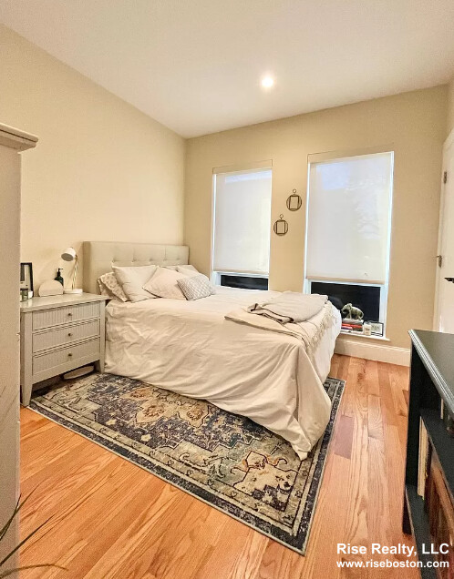 9 Glencoe St, Oak Square