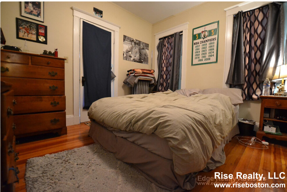 1 Glenley Ter, Brighton