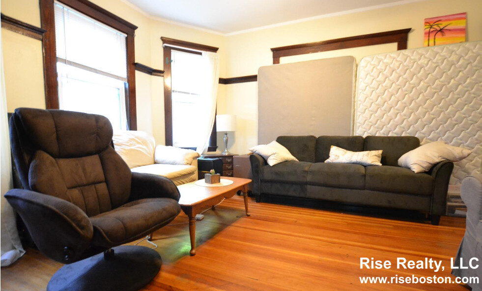 19 Turner St, Oak Square