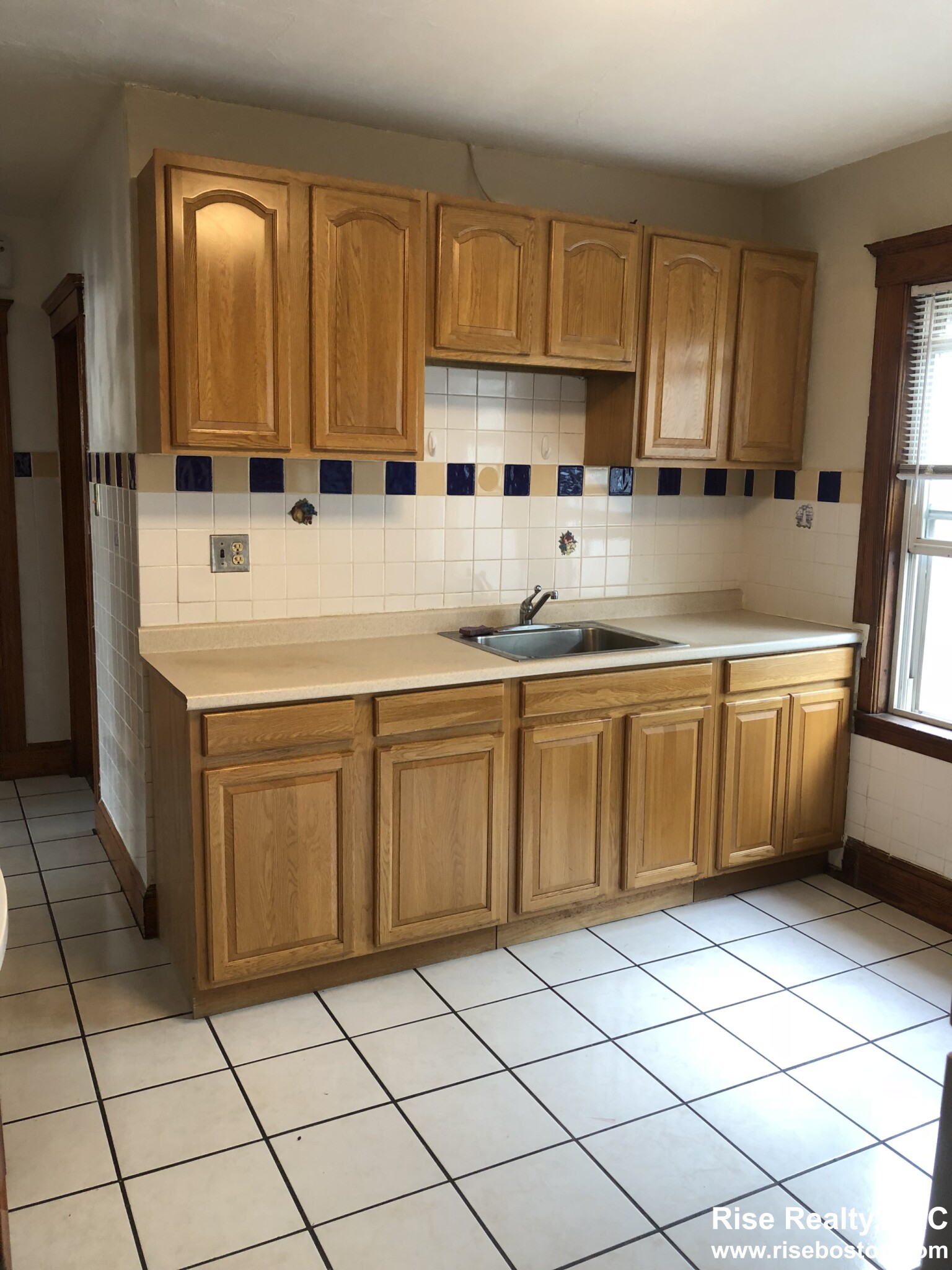349 Granite St, Quincy