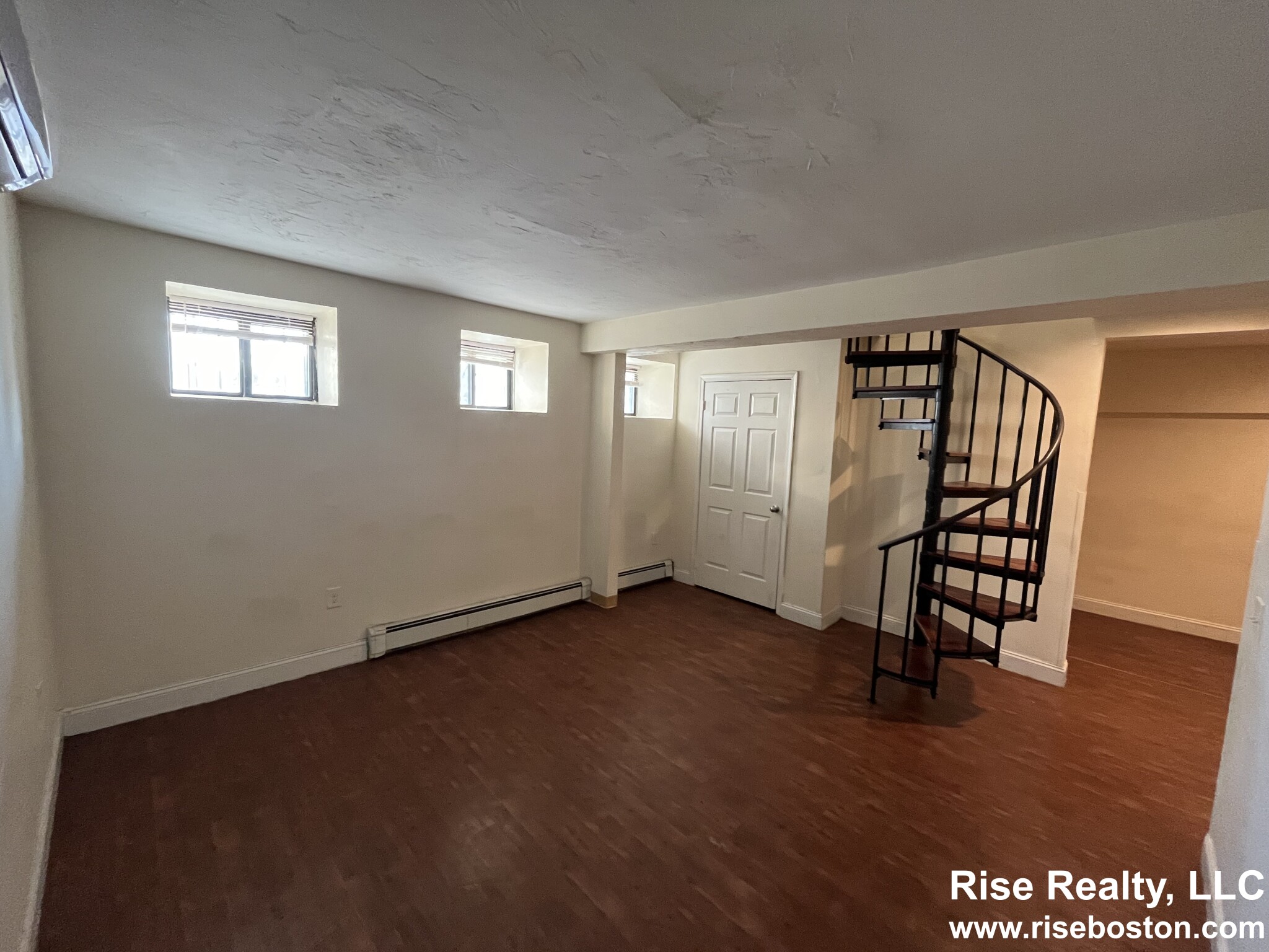 13 Ruggles St, Roxbury