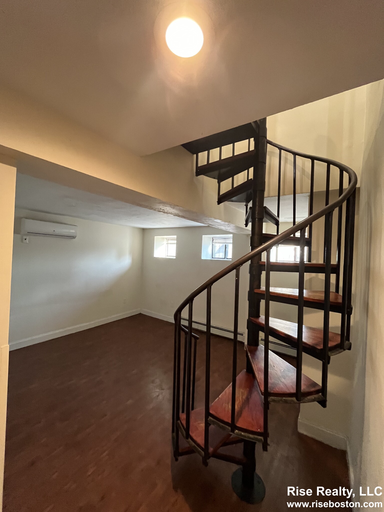 13 Ruggles St, Roxbury