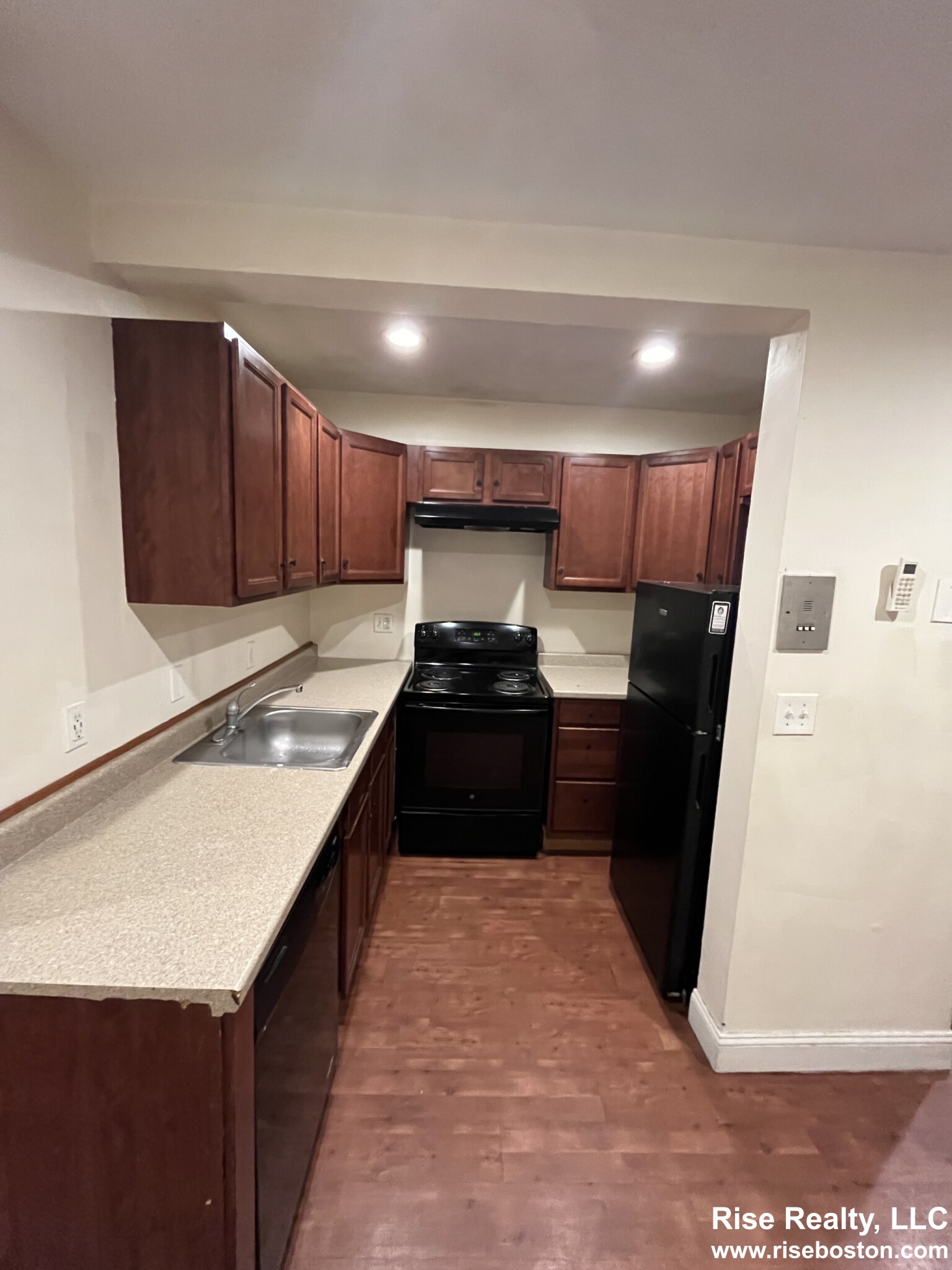 13 Ruggles St, Roxbury