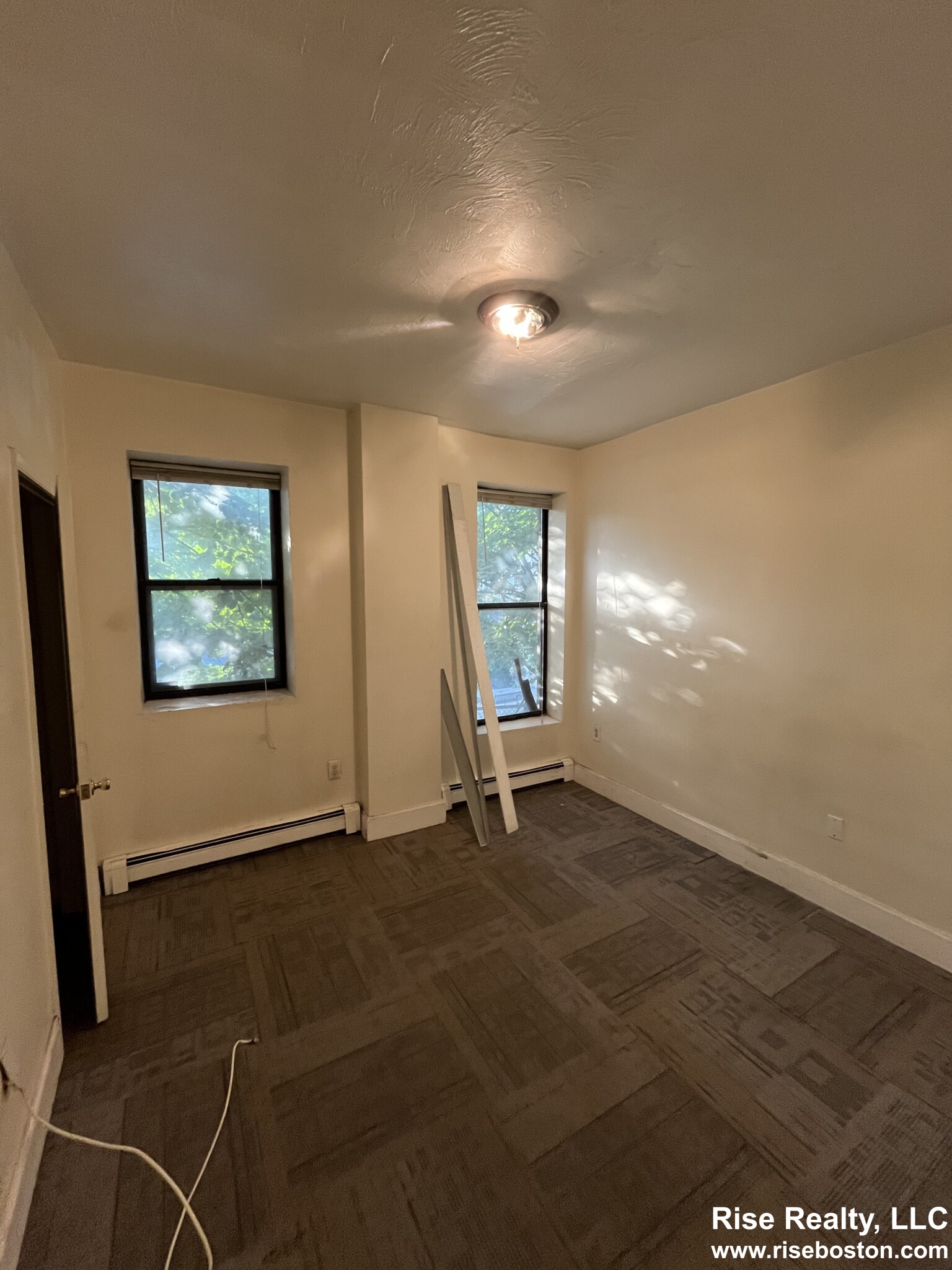 15 Ruggles St, Roxbury