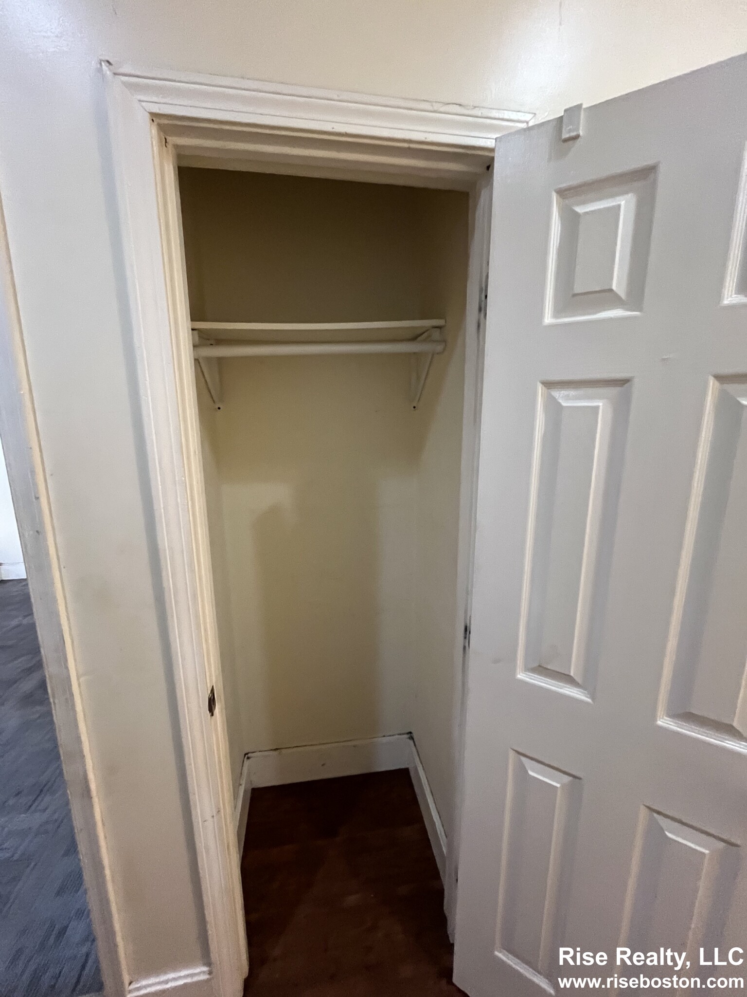 15 Ruggles St, Roxbury