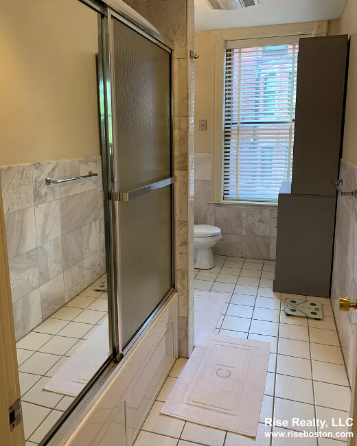 12 Dean Rd, Brookline