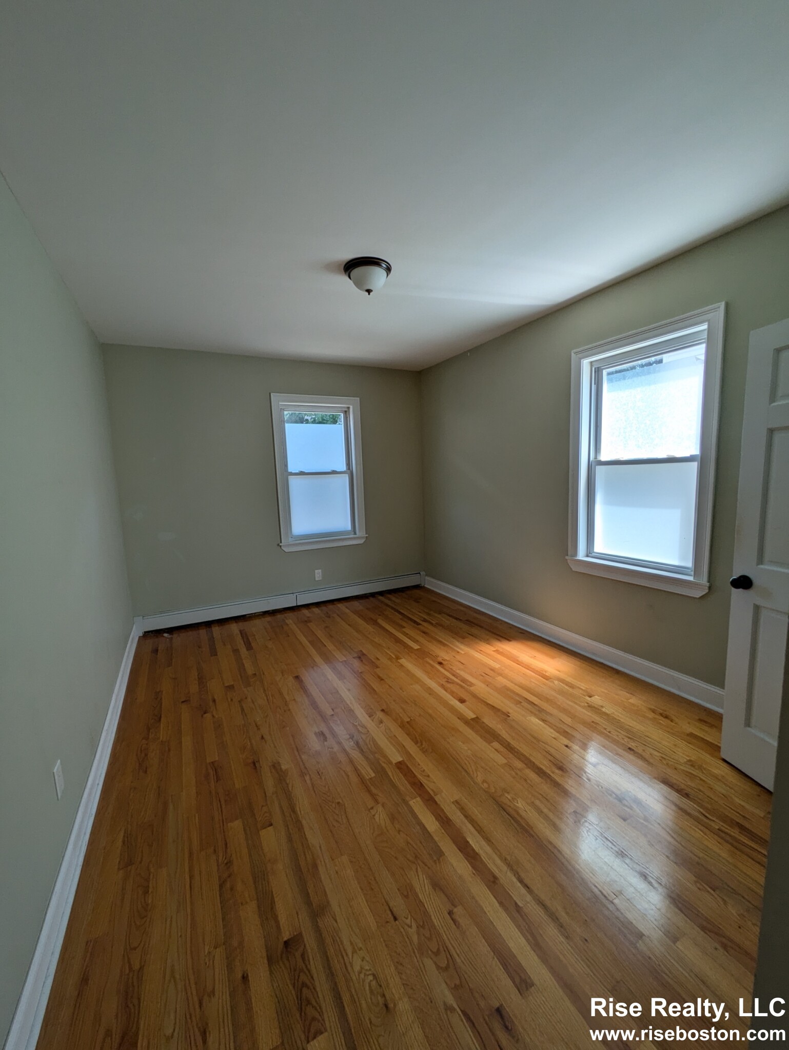7 High Street Pl, Brookline