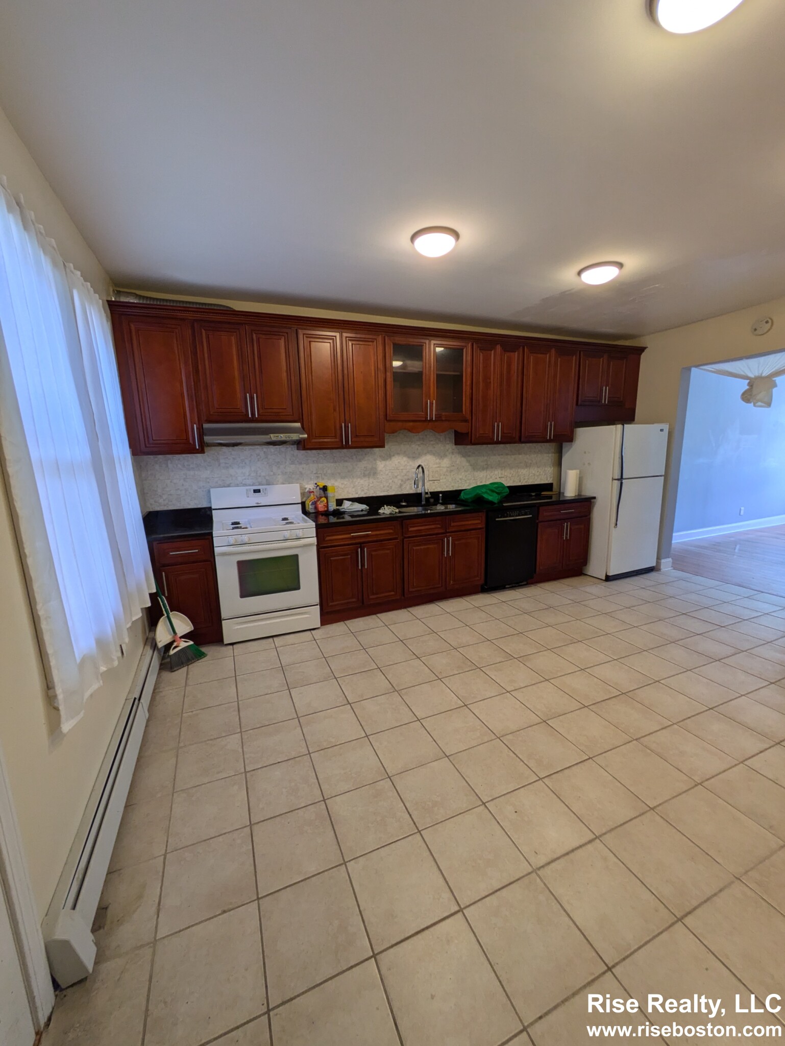 7 High Street Pl, Brookline