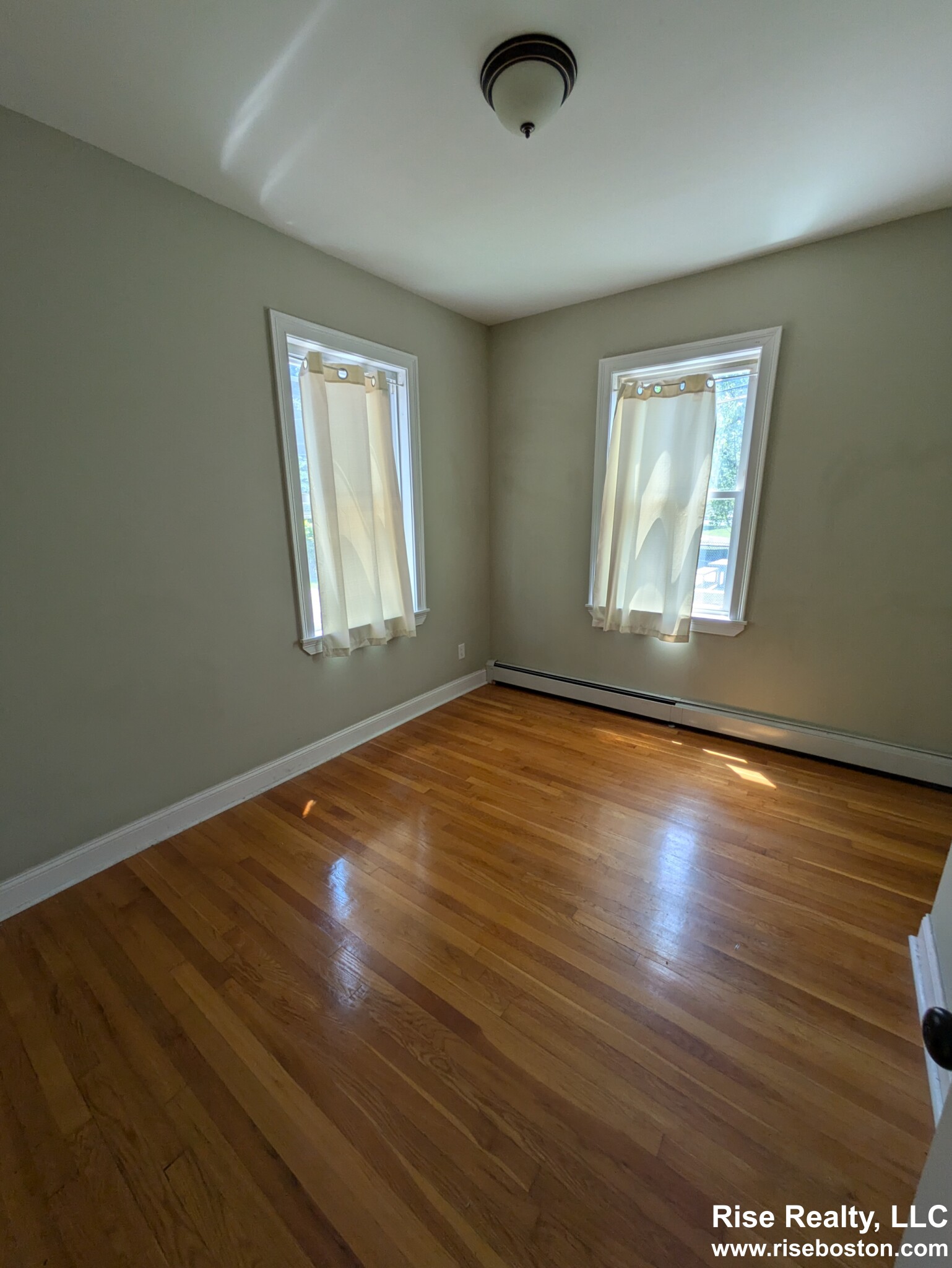 7 High Street Pl, Brookline
