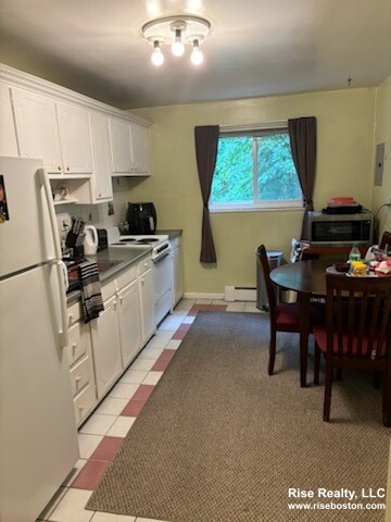 8 Bryon Rd, West Roxbury