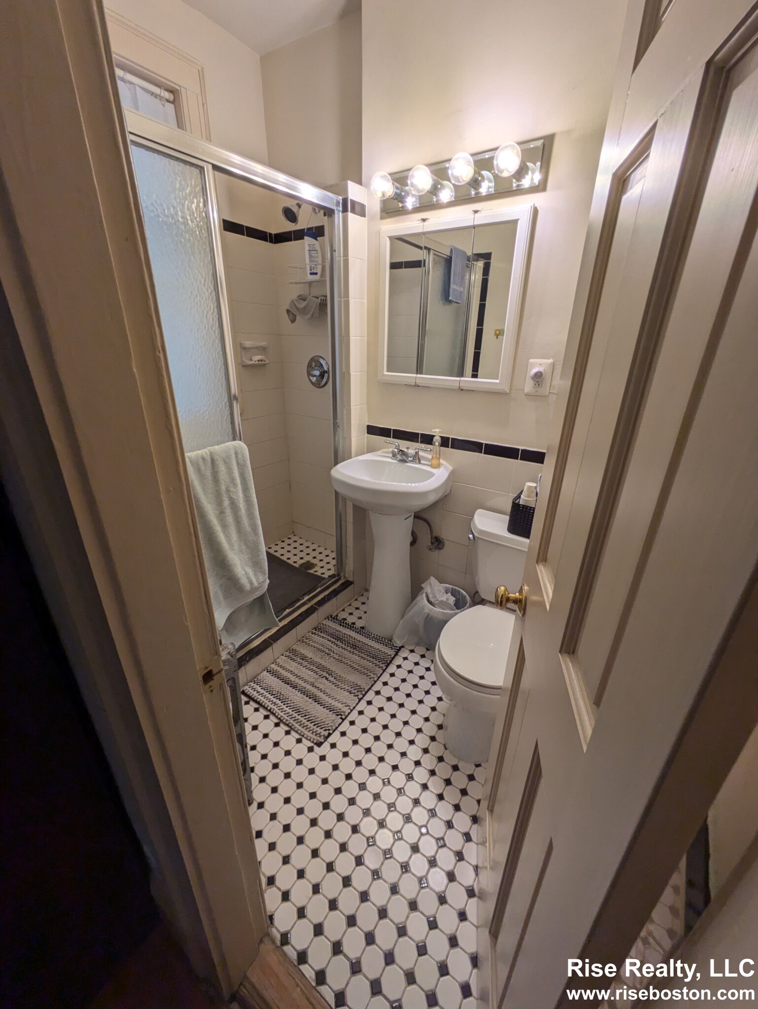 247 Chestnut Hill Ave, Brighton