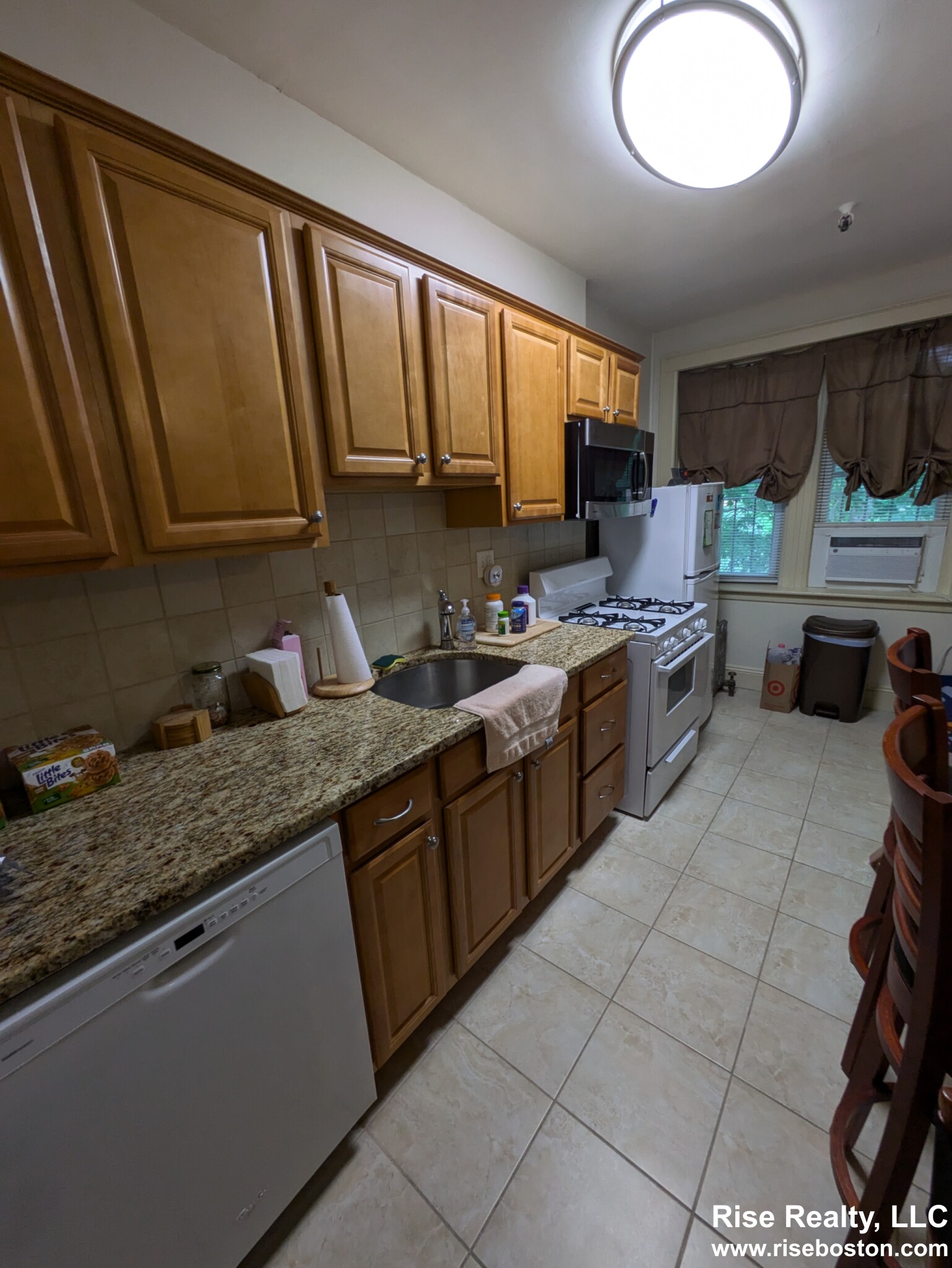 247 Chestnut Hill Ave, Brighton