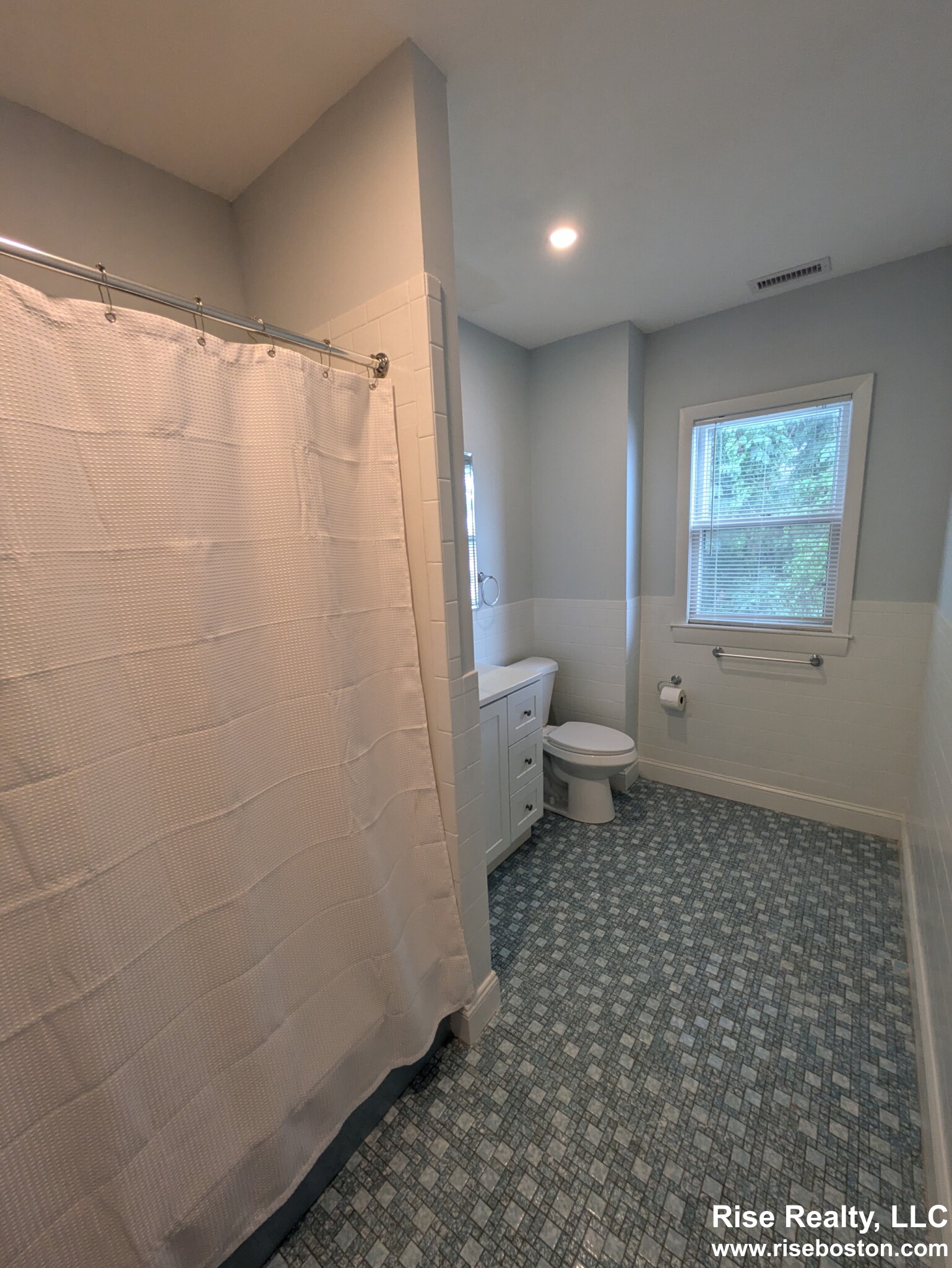 1 Oliver Rd, Watertown