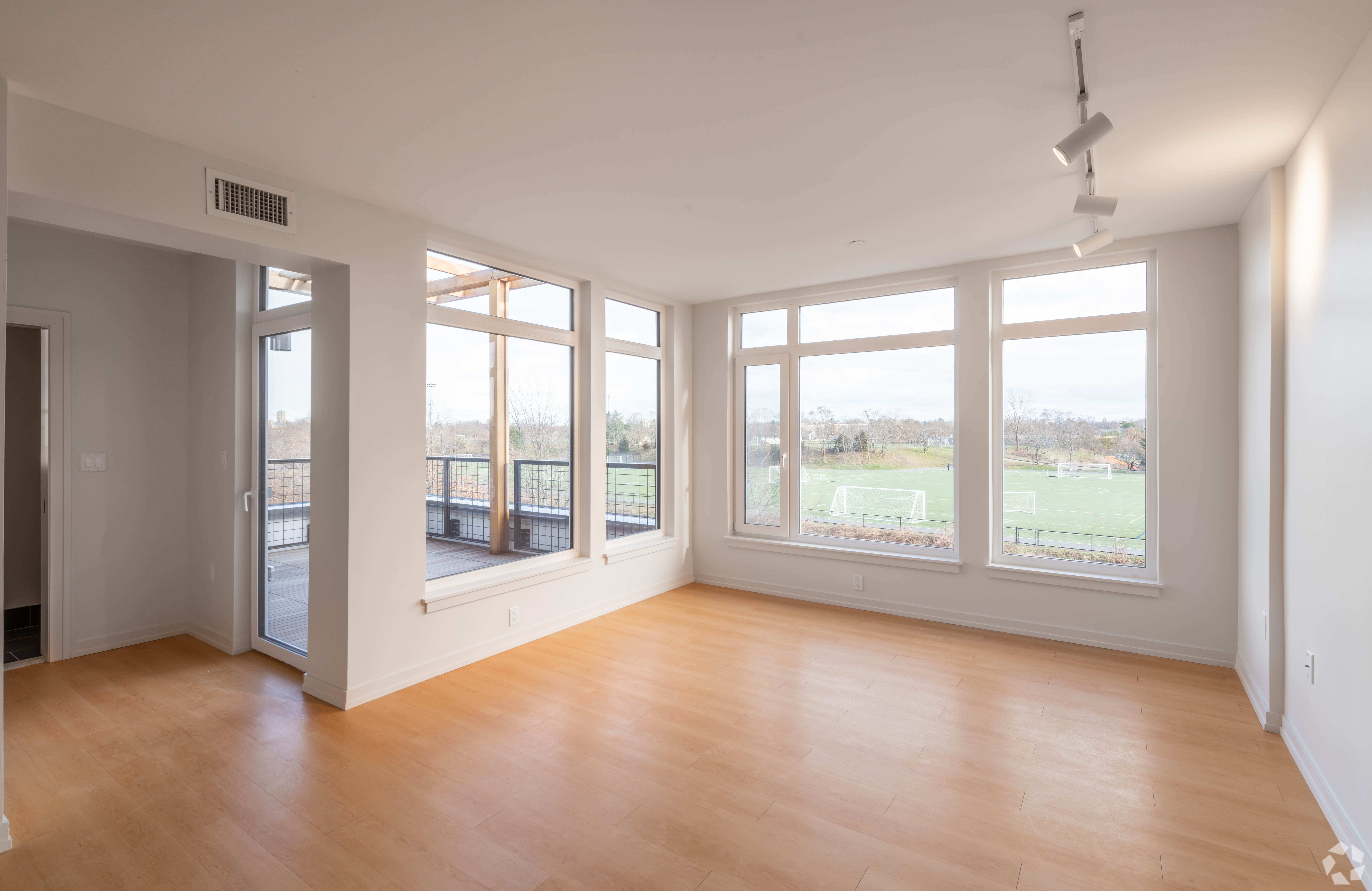 1 bed, 1 bath apartment for rent at 77 New St Unit 409, Porter Square — photo 4 of 16