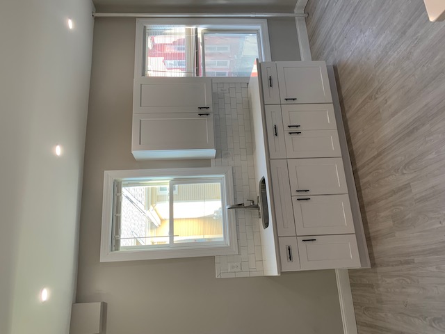 4 bed, 2 bath apartment for rent at 17 Magnolia Sq Unit 1, Dorchester — photo 2 of 11