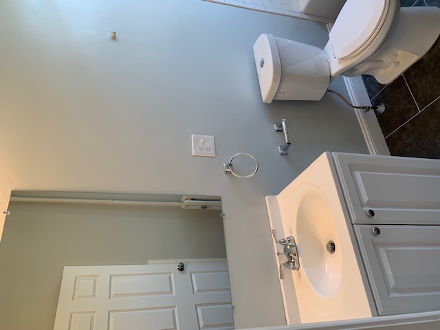 4 bed, 2 bath apartment for rent at 17 Magnolia Sq Unit 1, Dorchester — photo 7 of 11