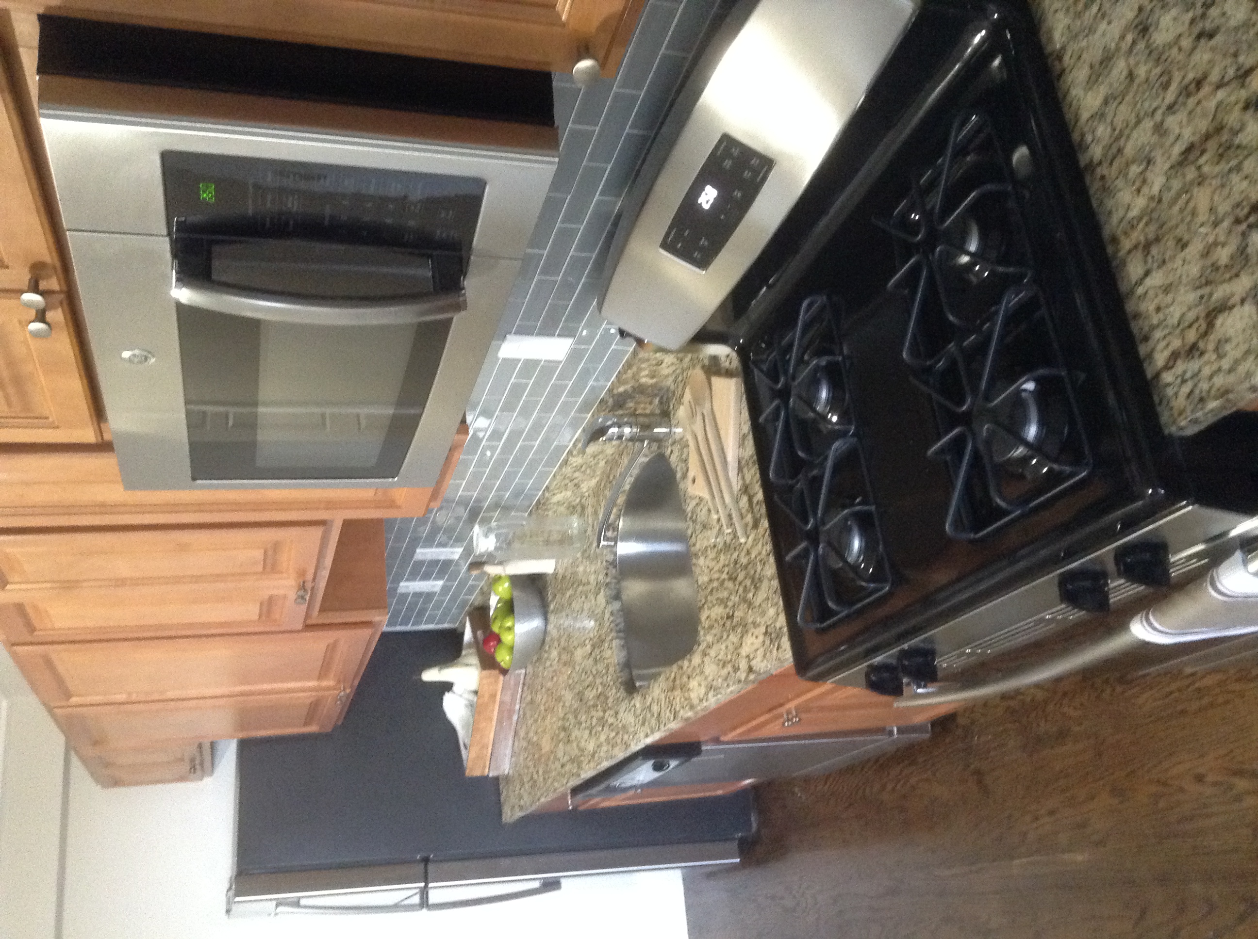 4 bed, 1 bath apartment for rent at 24 Seaver St Unit 6, Dorchester — photo 9 of 11