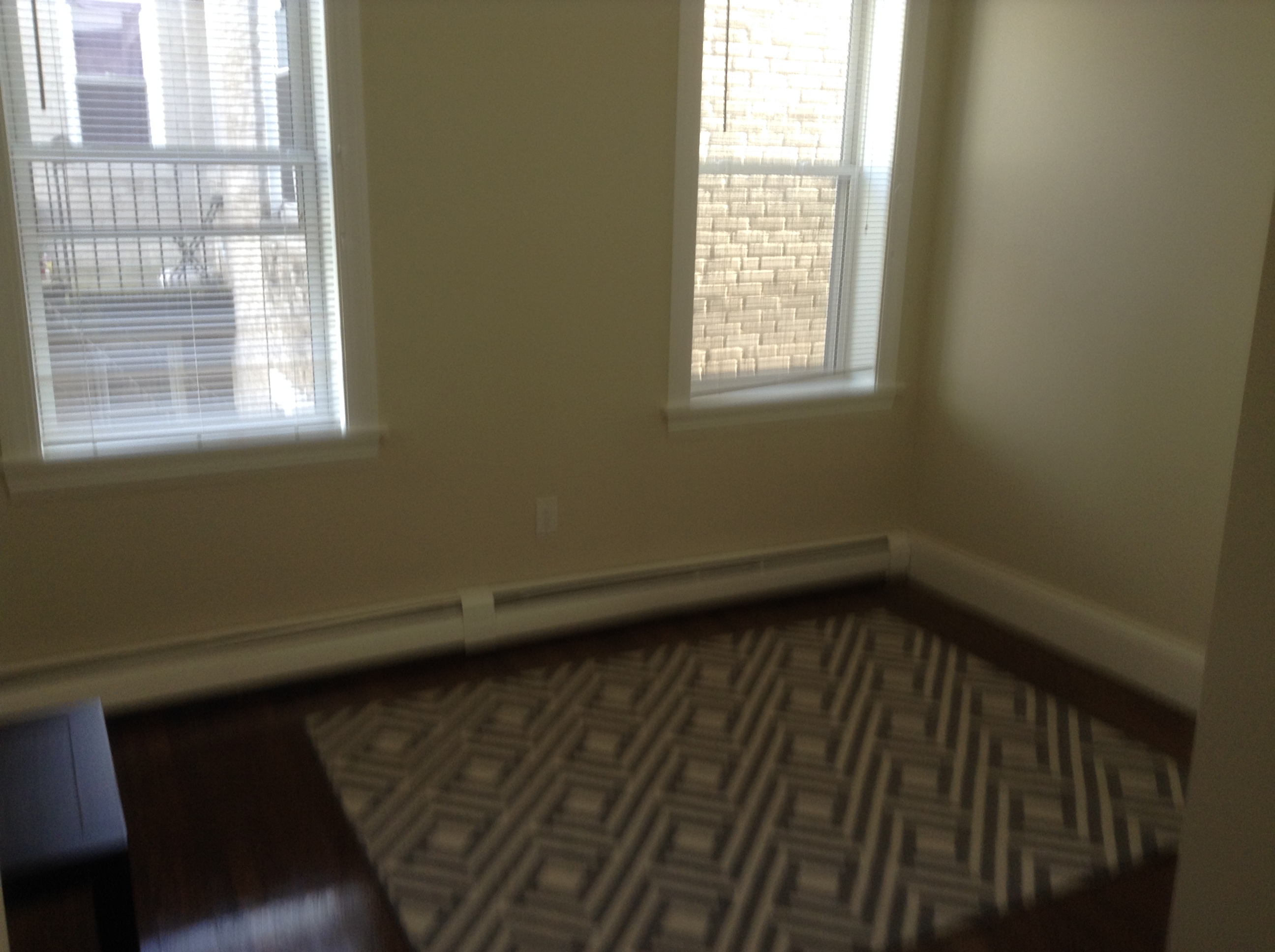 4 bed, 1 bath apartment for rent at 24 Seaver St Unit 6, Dorchester — photo 2 of 11