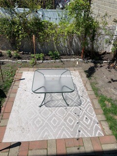 24 Glendon St, East Boston