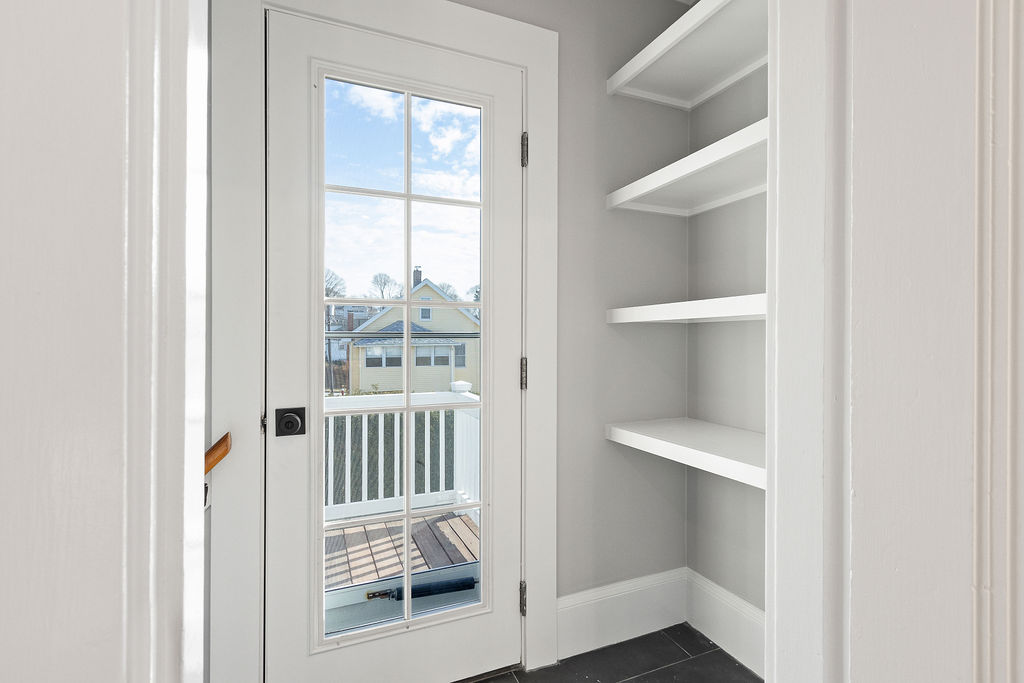 17 George St, Watertown