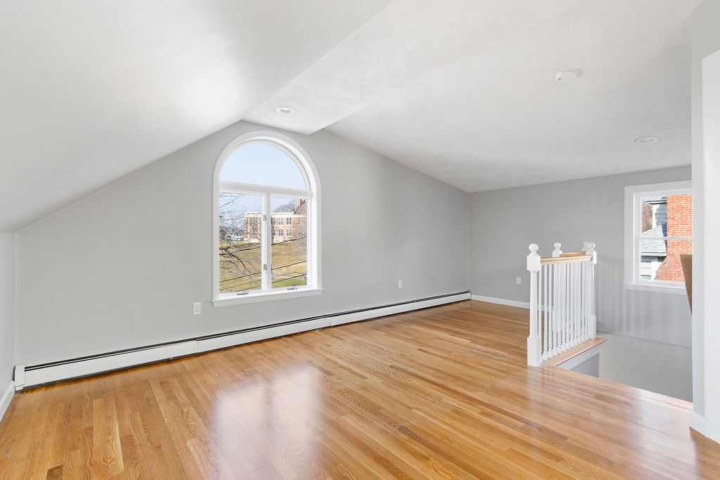 17 George St, Watertown