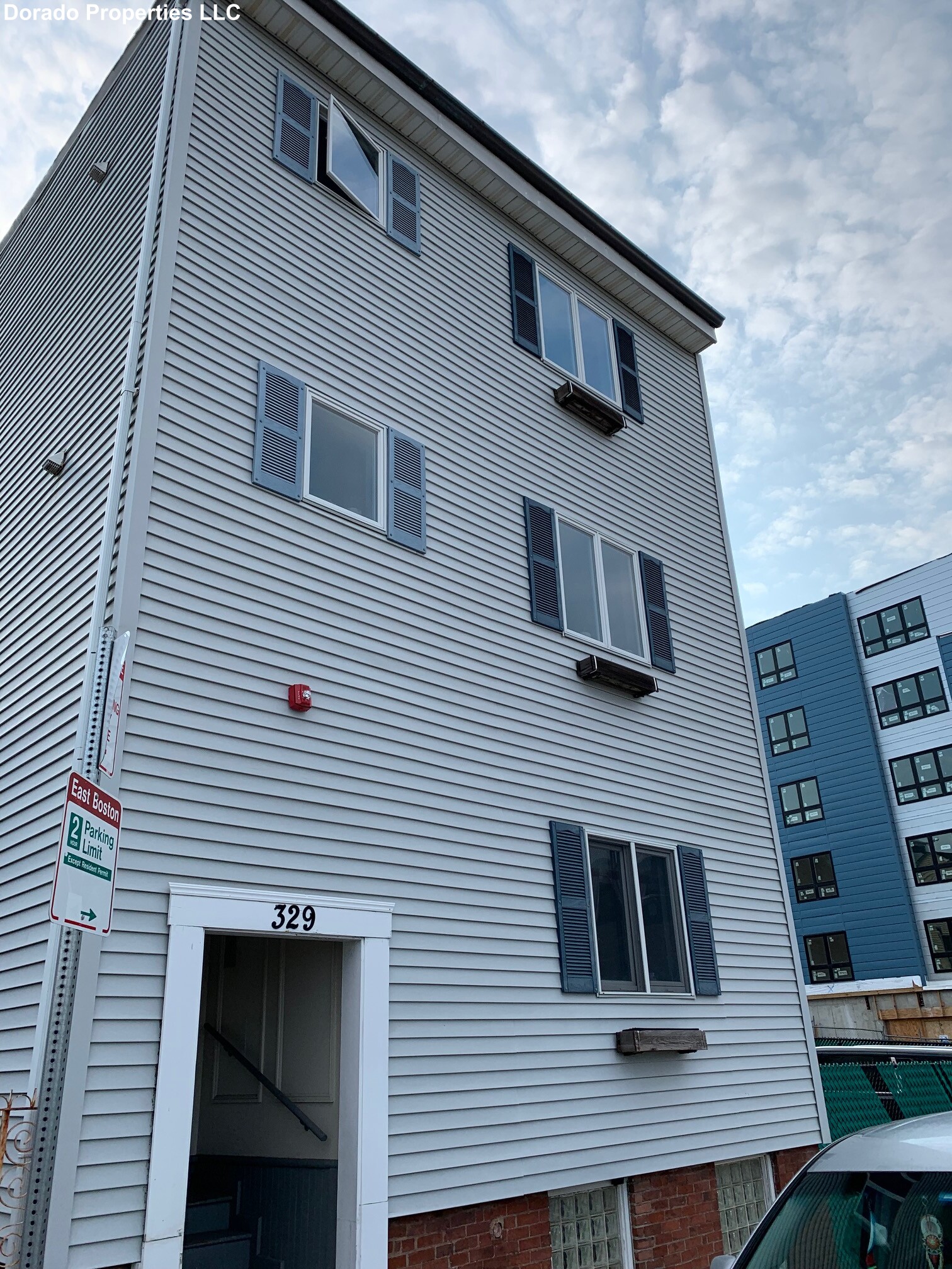 329 Border St, East Boston