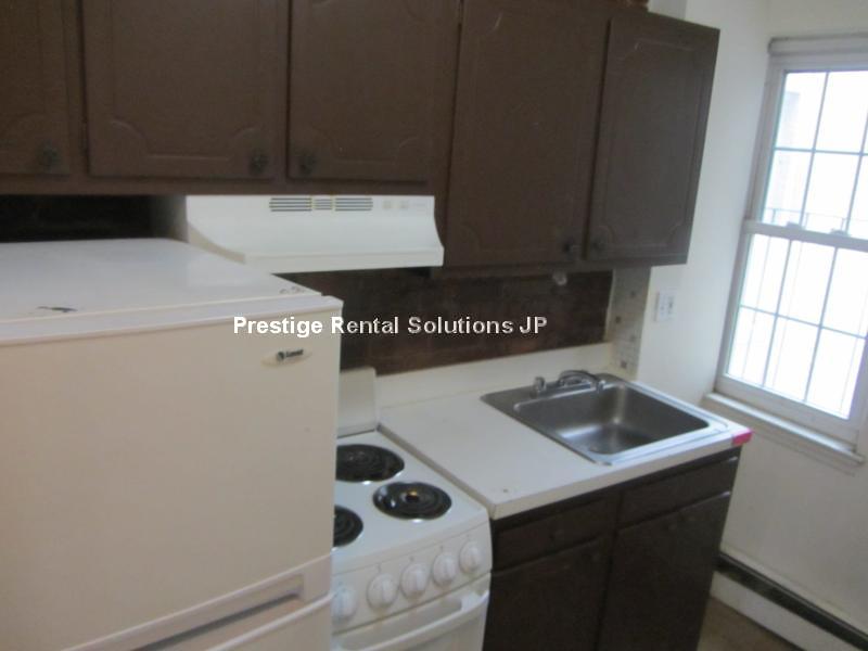 74 South Huntington Ave, Jamaica Plain