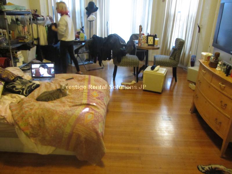 41 Bay State Rd, Fenway