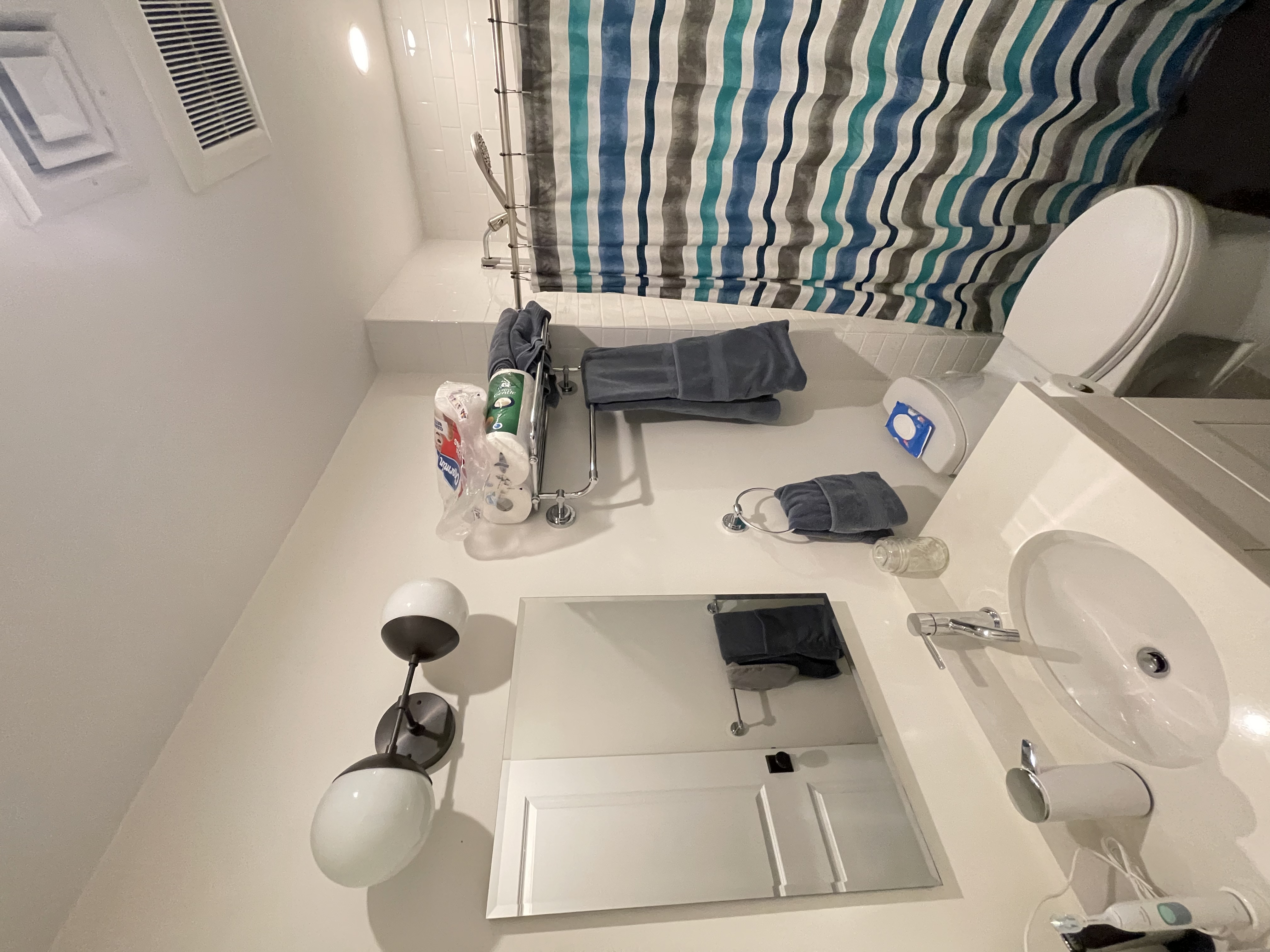 17 Saint Marys Ct, Longwood