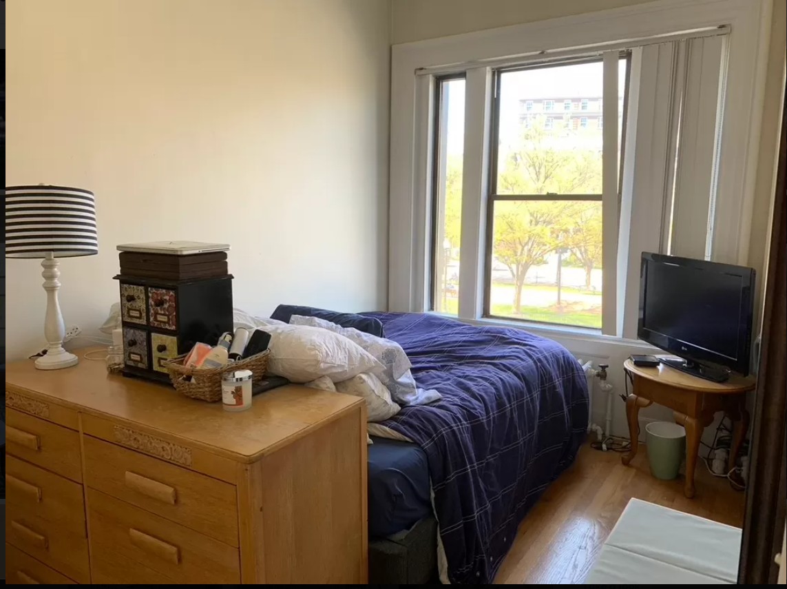 484 Commonwealth Ave, Fenway