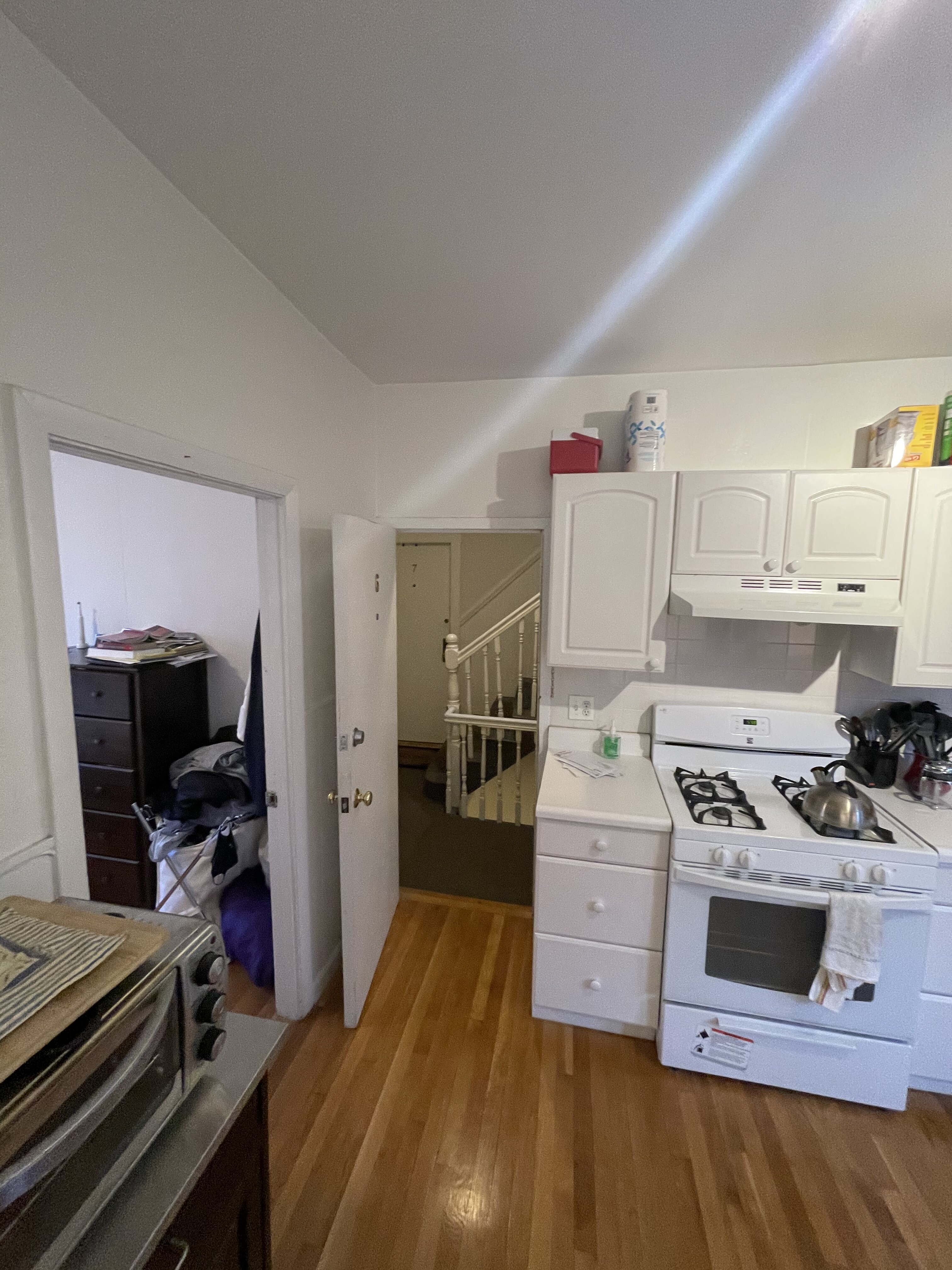 17 Irving St, Beacon Hill