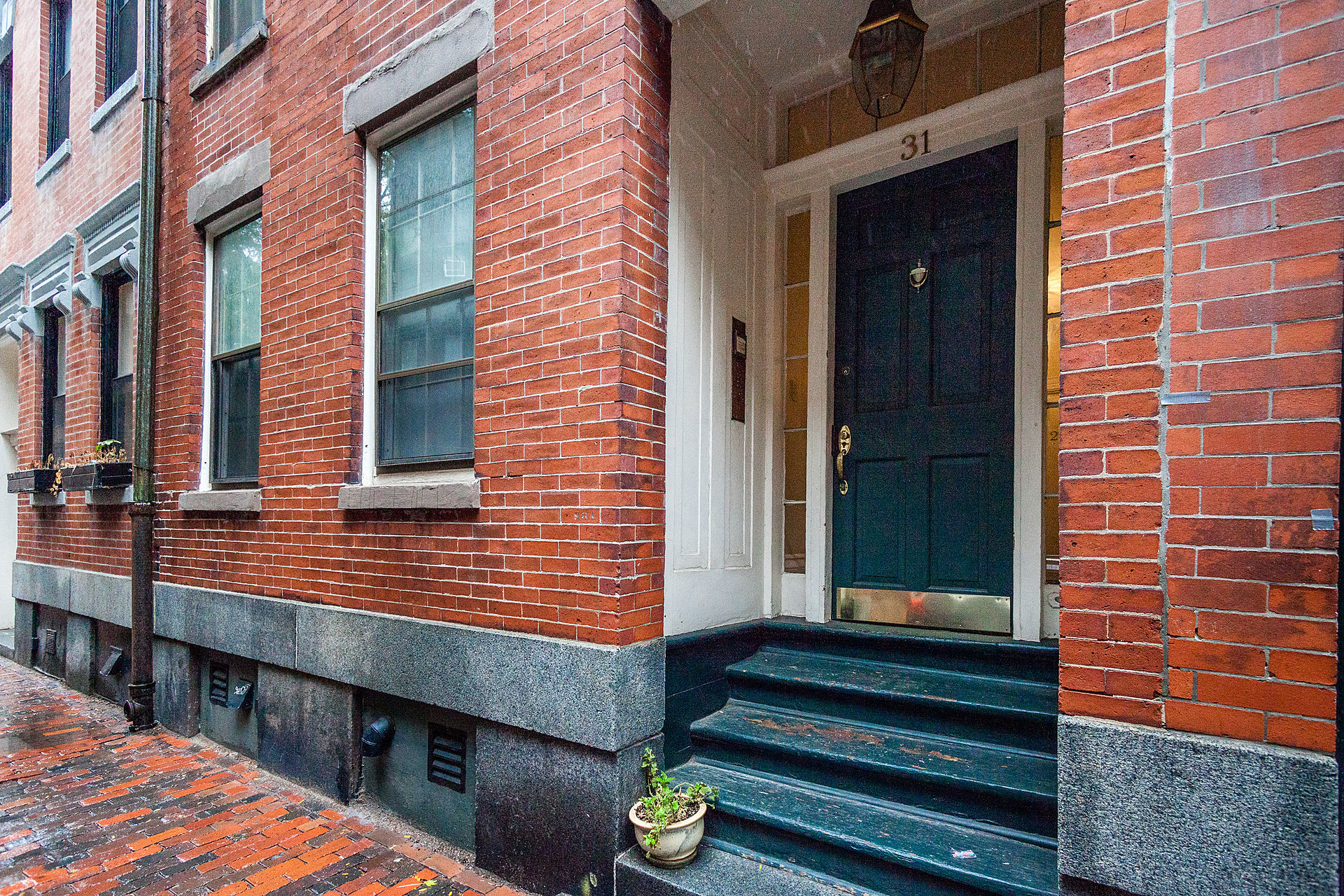 31 Myrtle St, Beacon Hill