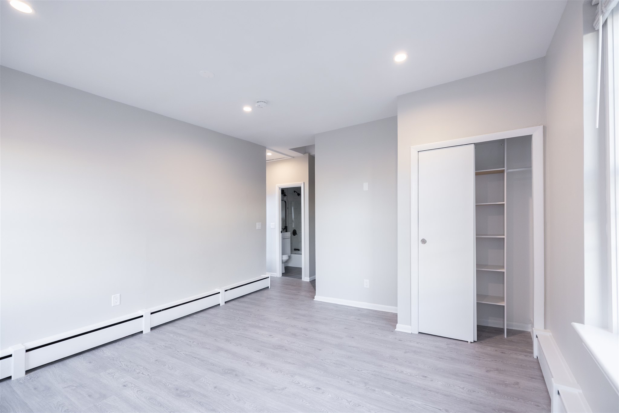 158 Saint Botolph St, South End