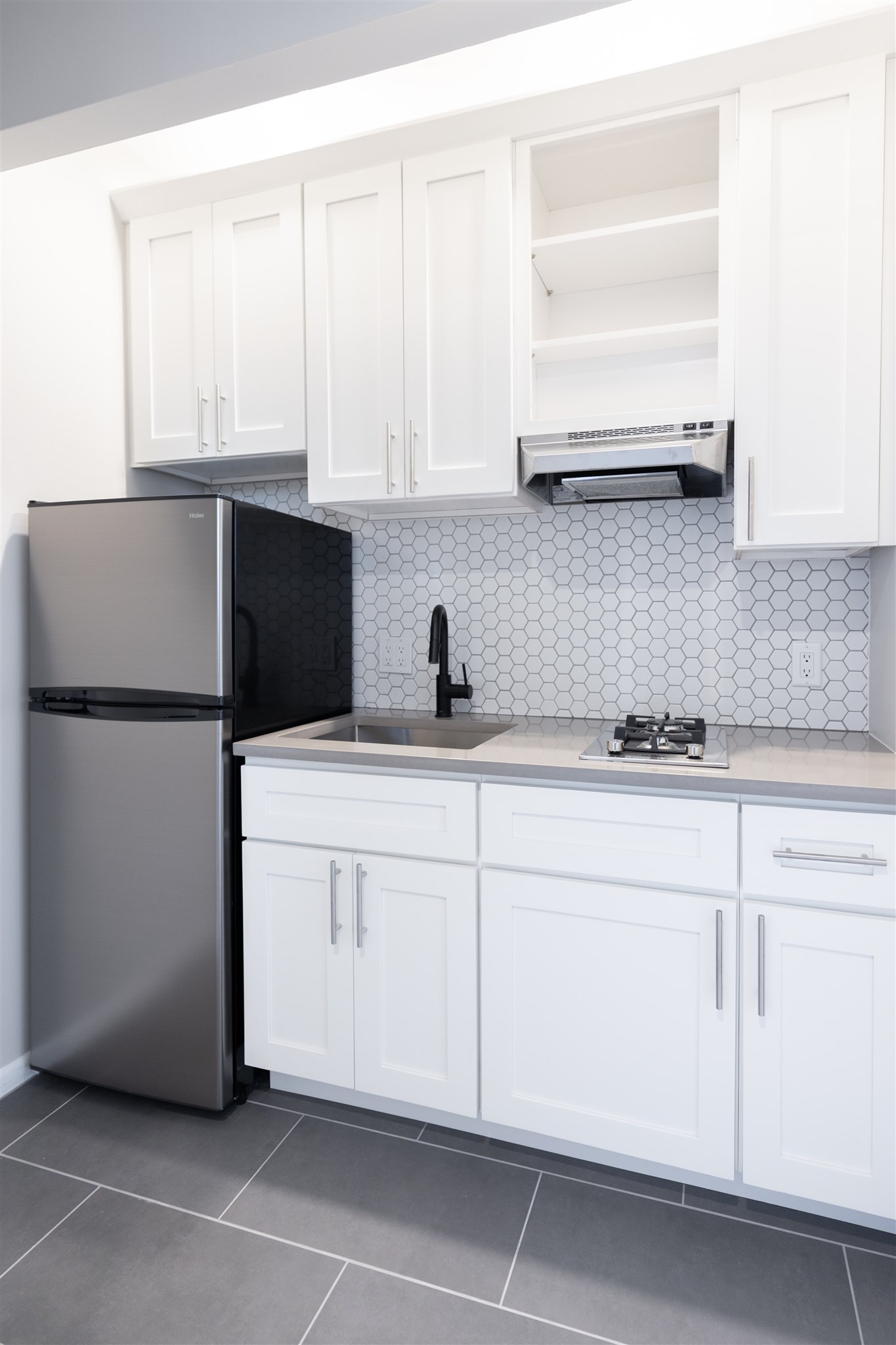 158 Saint Botolph St, South End