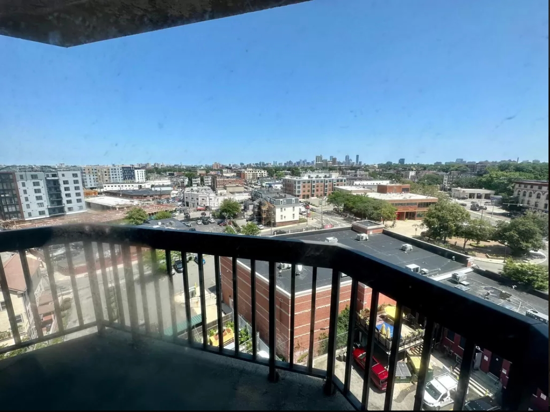 15 North Beacon St, Allston