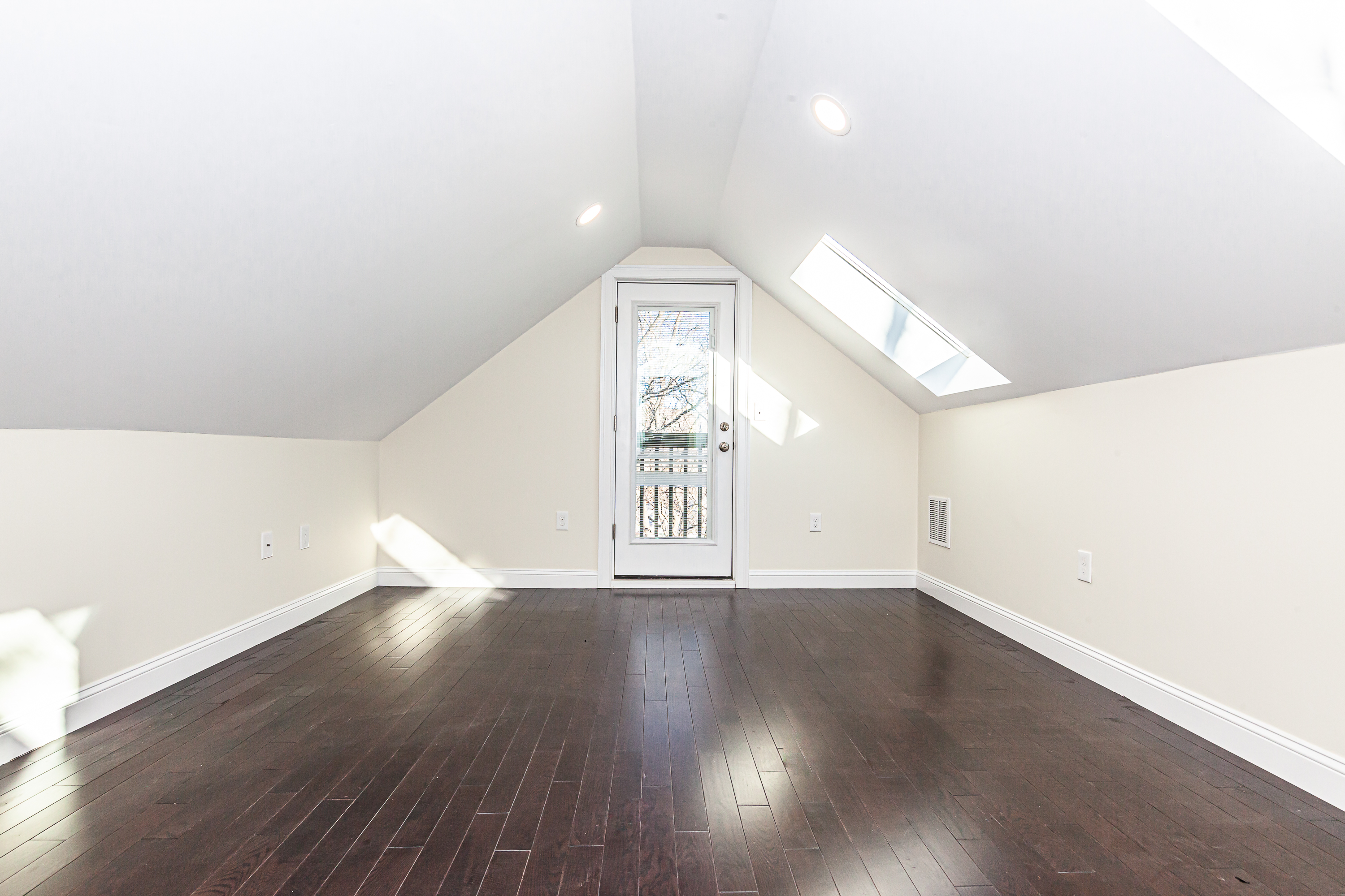 48 Caldwell, Banks Square