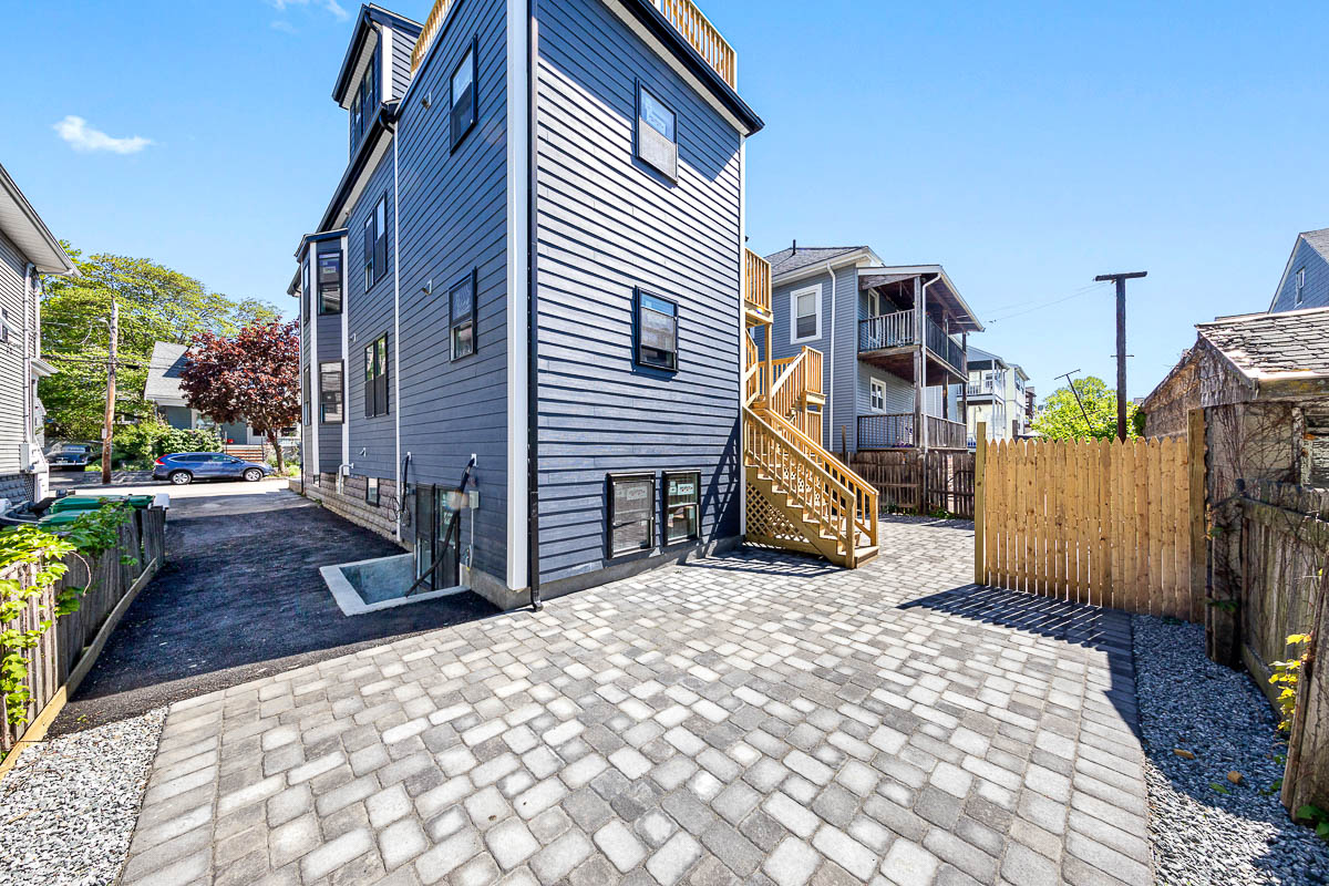 70 Stanley Ave, Tufts University