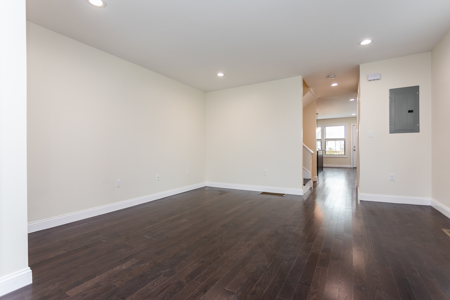 478 Fulton St, Medford